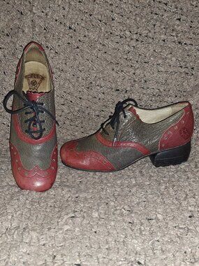 FLY LONDON-Wingtip Brogue Heeled Oxford-Dk Gray/Burgundy Leather-Sz 37-Excellent